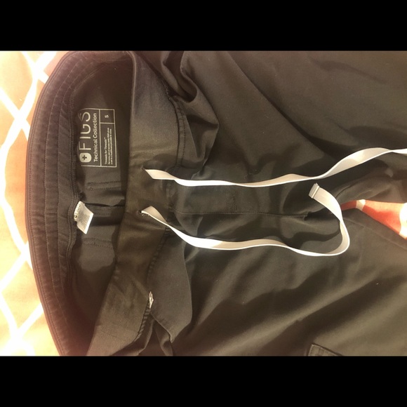 Figs Zamora Jogger in Small - Black - Picture 2 of 2